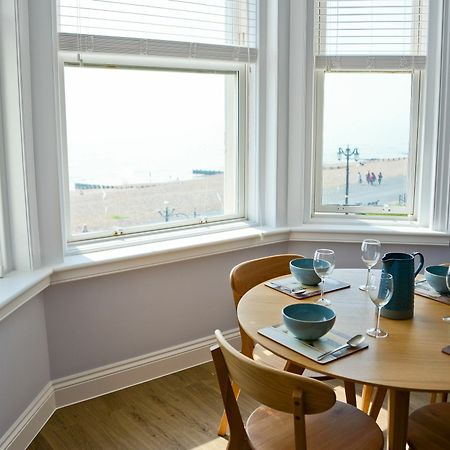 ワージングSeaviewアパートメント エクステリア 写真